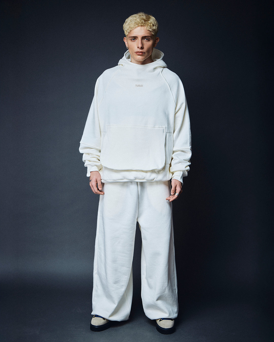 GUERRILA ✷ HOODIE (White)